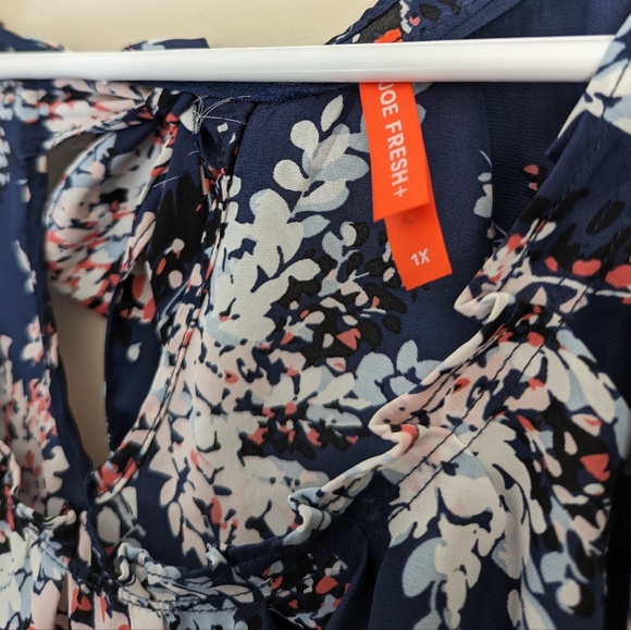 Joe Fresh Sleeveless Floral Blouse - Picture 3 of 6